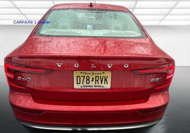 2023 Volvo S60 B5 AWD Ultimate Bright Theme