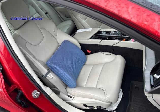 2023 Volvo S60 B5 AWD Ultimate Bright Theme