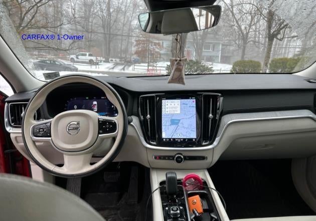 2023 Volvo S60 B5 AWD Ultimate Bright Theme