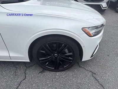 2024 Volvo S60 B5 AWD Plus Black Edition