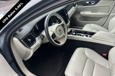 2024 Volvo S60 B5 AWD Plus Dark Theme