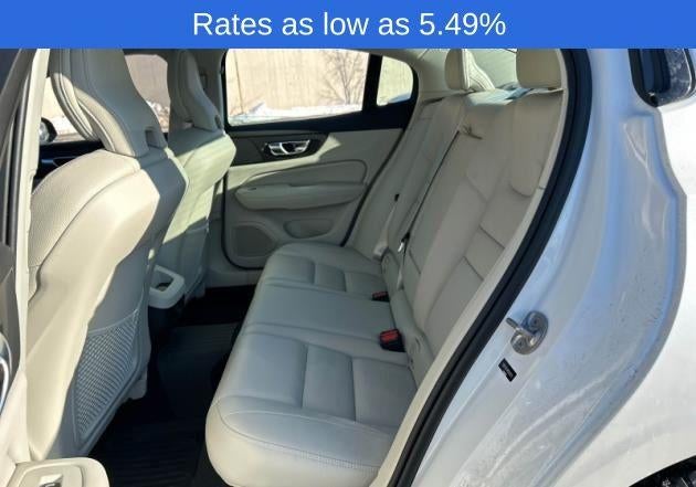 2024 Volvo S60 B5 AWD Plus Dark Theme