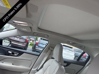 2024 Volvo S60 B5 AWD Ultimate Dark Theme