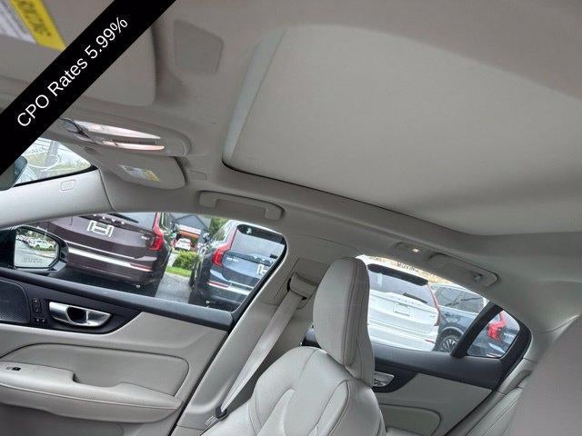 2024 Volvo S60 B5 AWD Ultimate Dark Theme