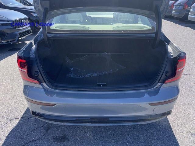 2023 Volvo S60 B5 AWD Plus Dark Theme