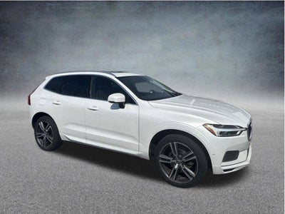 2018 Volvo XC60 T5 AWD Momentum