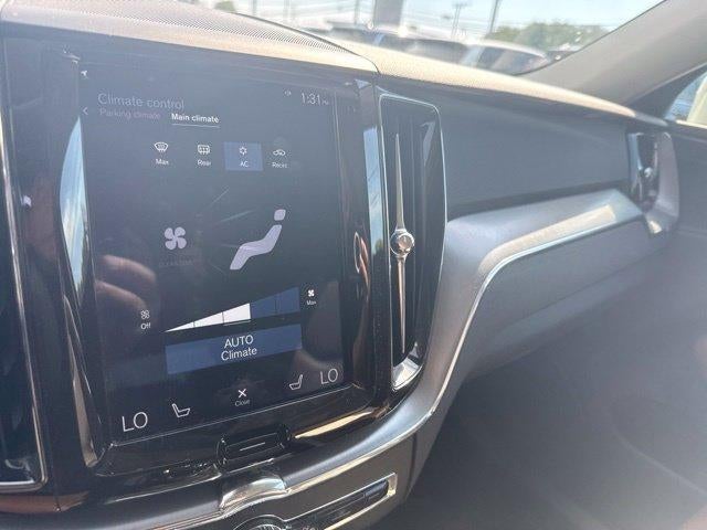 2018 Volvo XC60 T5 AWD Momentum