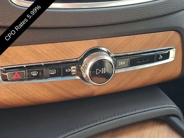 2025 Volvo XC90 B6 AWD Plus 6-Seater