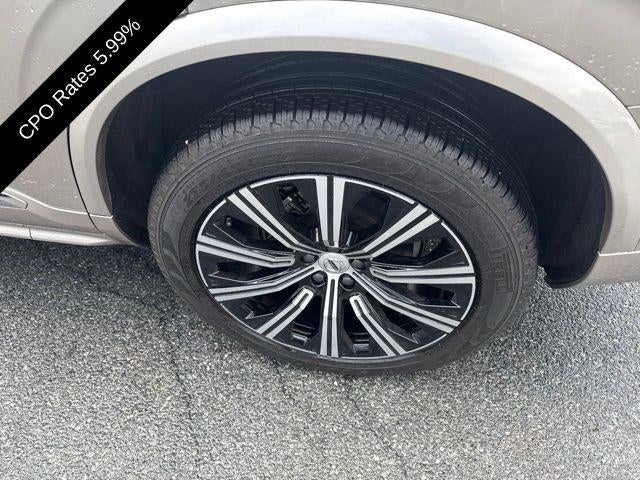 2025 Volvo XC90 B6 AWD Plus 6-Seater