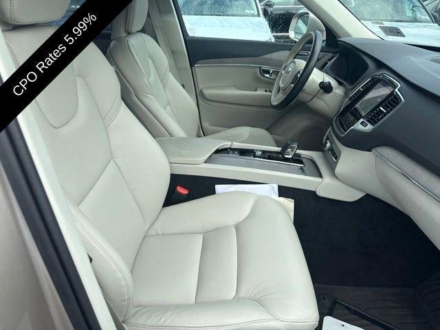 2025 Volvo XC90 B6 AWD Plus 6-Seater