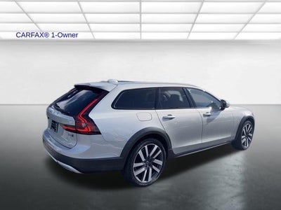 2022 Volvo V90 Cross Country B6 AWD