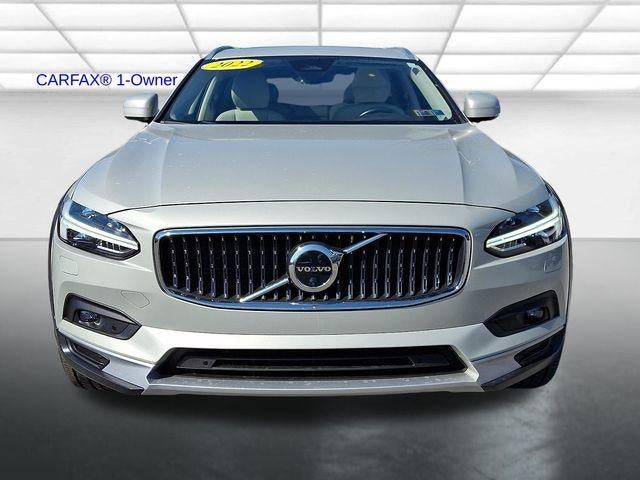 2022 Volvo V90 Cross Country B6 AWD