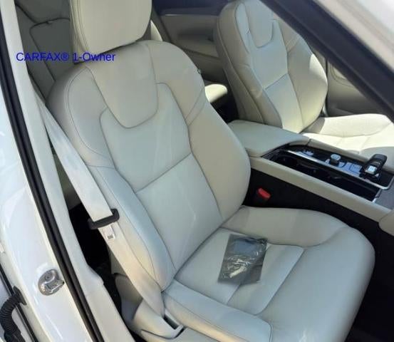 2024 Volvo XC90 B6 AWD Plus Bright Theme 7P