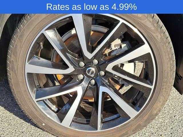 2024 Volvo XC90 B6 AWD Plus Bright Theme 7P