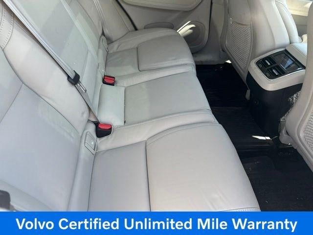 2023 Volvo XC60 B6 AWD Ultimate Bright Theme