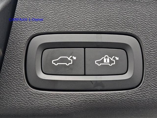 2021 Volvo XC60 T5 AWD Momentum