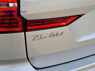 2021 Volvo XC60 T5 AWD Momentum