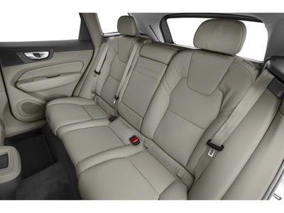 2021 Volvo XC60 T5 AWD Momentum