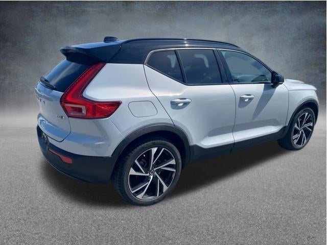 2021 Volvo XC40 T5 AWD R-Design