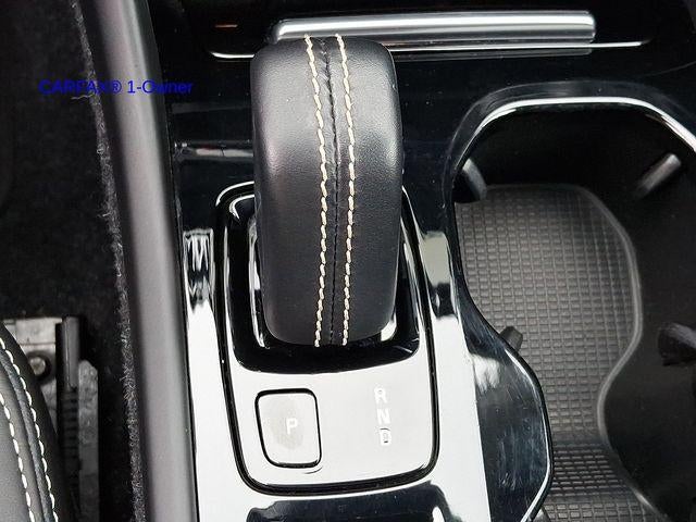 2021 Volvo XC40 T5 AWD R-Design