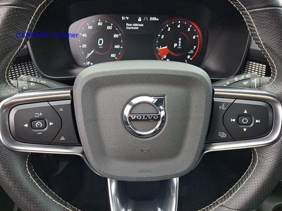 2021 Volvo XC40 T5 AWD R-Design