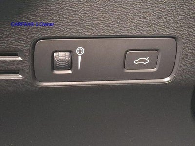 2021 Volvo XC40 T5 AWD R-Design