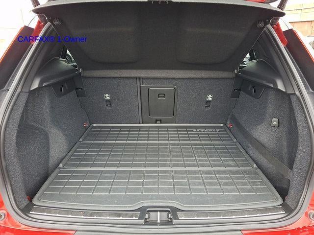 2021 Volvo XC40 T5 AWD R-Design