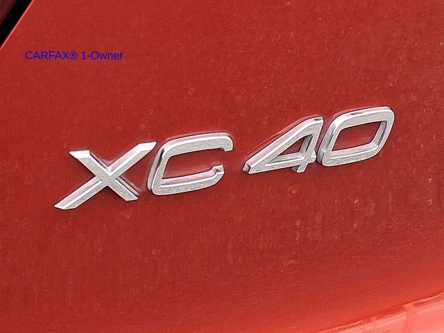 2021 Volvo XC40 T5 AWD R-Design