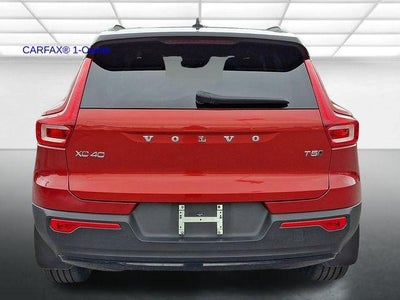 2021 Volvo XC40 T5 AWD R-Design