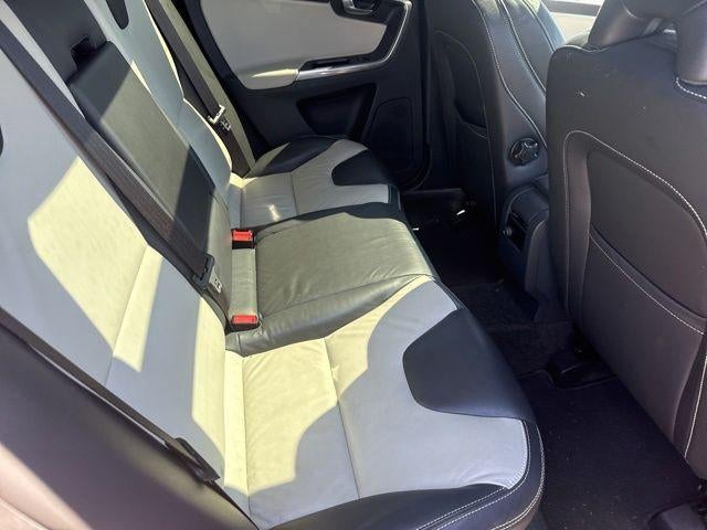 2015 Volvo XC60 AWD 4dr T6 Premier Plus