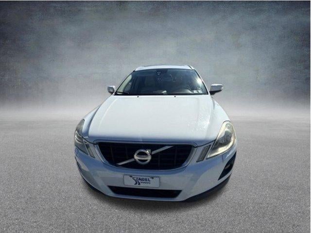 2010 Volvo XC60 AWD 4dr 3.0T w/Moonroof