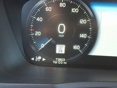 2018 Volvo XC90 T6 AWD 7-Passenger Momentum