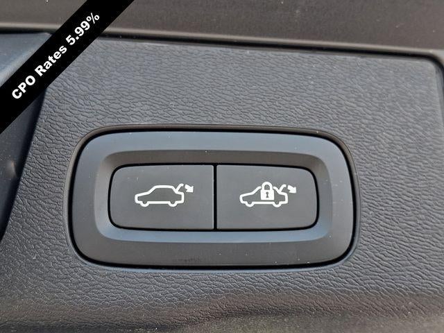 2024 Volvo XC60 Recharge Plug-In Hybrid T8 eAWD PHEV Core Dark Theme