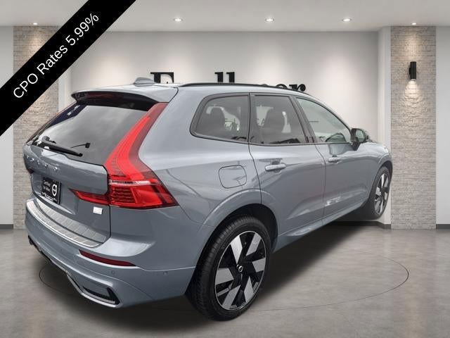 2024 Volvo XC60 Recharge Plug-In Hybrid T8 eAWD PHEV Plus Dark Theme