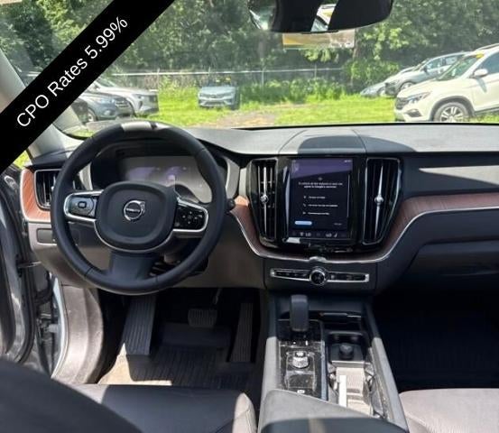 2024 Volvo XC60 Recharge Plug-In Hybrid T8 eAWD PHEV Plus Dark Theme