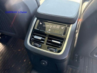 2025 Volvo XC90 Plug-In Hybrid T8 AWD Plus 7-Seater