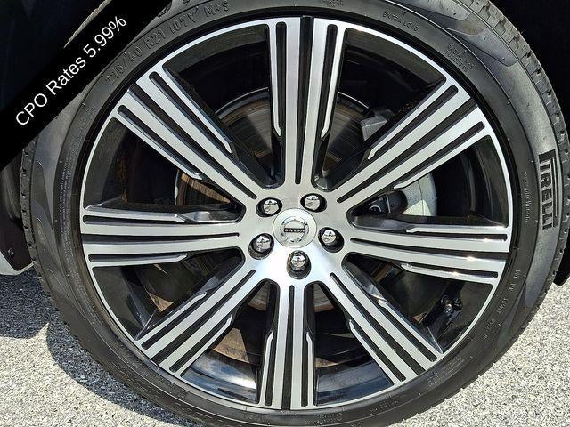 2025 Volvo XC90 Plug-In Hybrid T8 AWD Ultra 7-Seater
