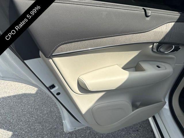 2025 Volvo XC90 Plug-In Hybrid T8 AWD Ultra 7-Seater