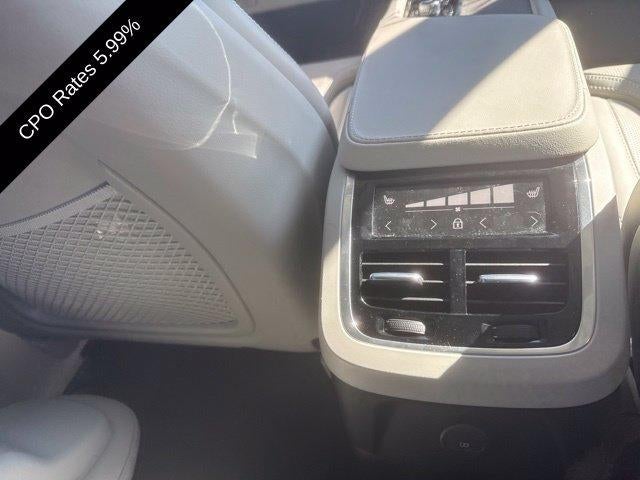 2025 Volvo XC90 Plug-In Hybrid T8 AWD Ultra 7-Seater