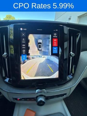 2025 Volvo XC60 Plug-In Hybrid T8 AWD Plus