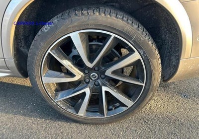 2023 Volvo XC90 B5 AWD Plus 7P