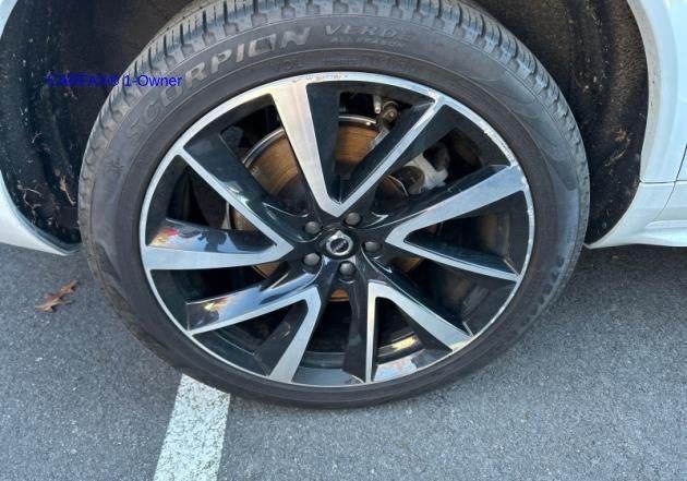 2023 Volvo XC90 B5 AWD Plus 7P