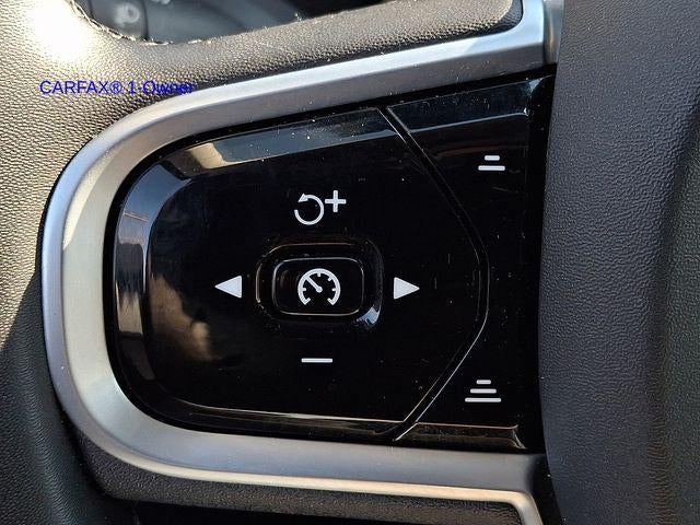 2023 Volvo XC90 B5 AWD Core 7P