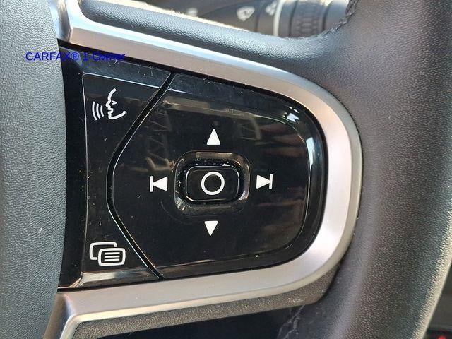 2023 Volvo XC90 B5 AWD Core 7P