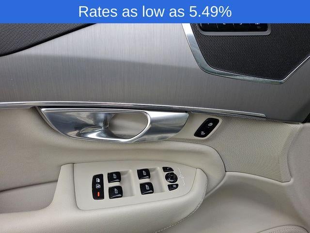 2023 Volvo XC90 B5 AWD Core 7P