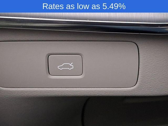 2023 Volvo XC90 B5 AWD Core 7P