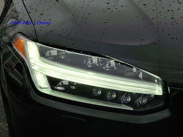 2023 Volvo XC90 B5 AWD Core 7P