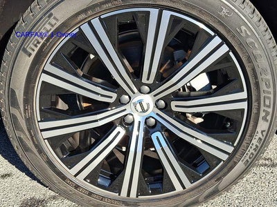 2023 Volvo XC90 B5 AWD Core 7P