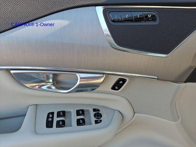 2023 Volvo XC90 B5 AWD Core 7P