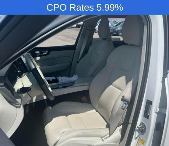 2023 Volvo XC60 B5 AWD Ultimate Bright Theme